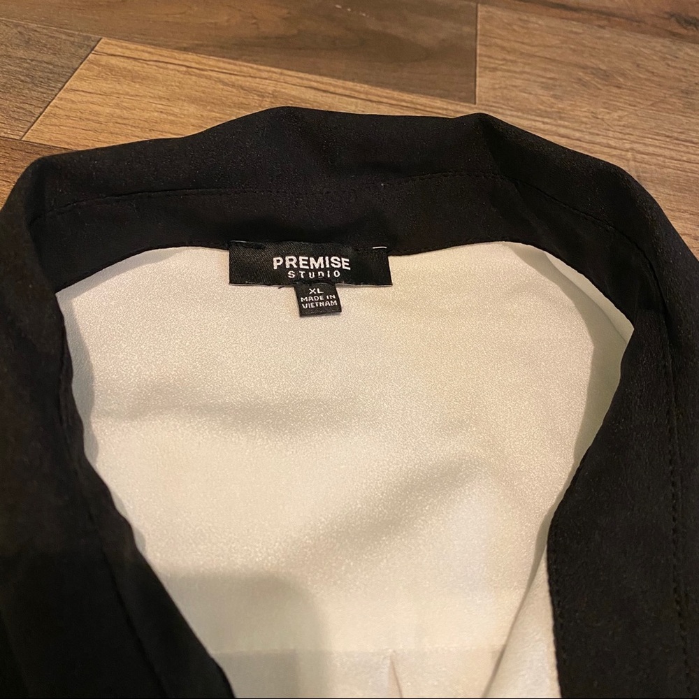 NWOT Colorblock Polyester Top - Picture 3 of 6